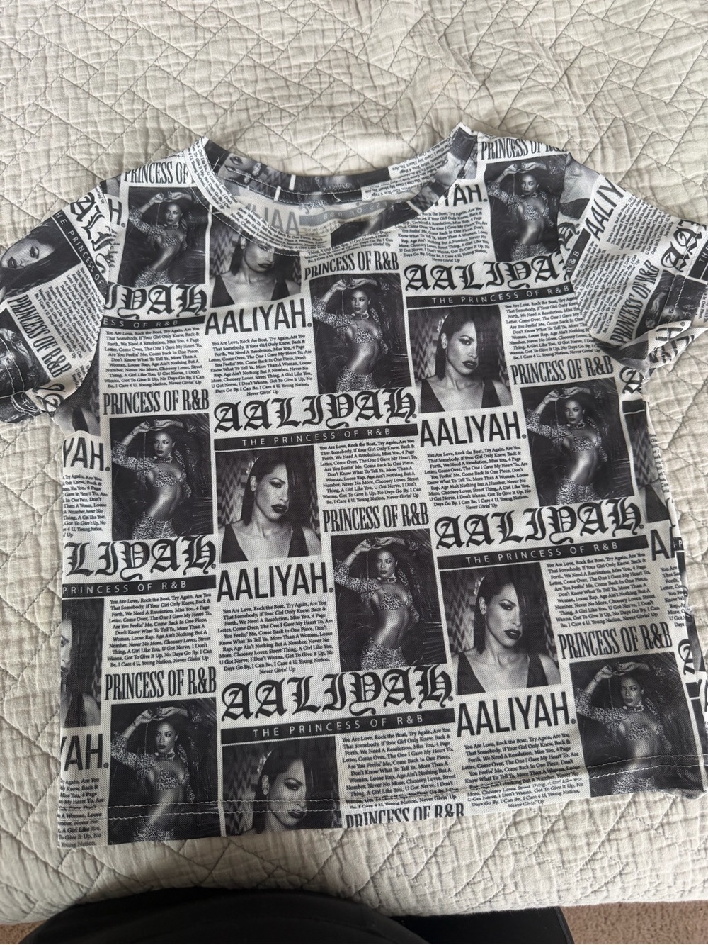 Aaliyah Black & White Graphic Top